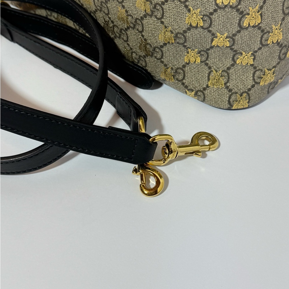 Gucci Black and Gold Women's Tote Bag - Picture 4 of 10